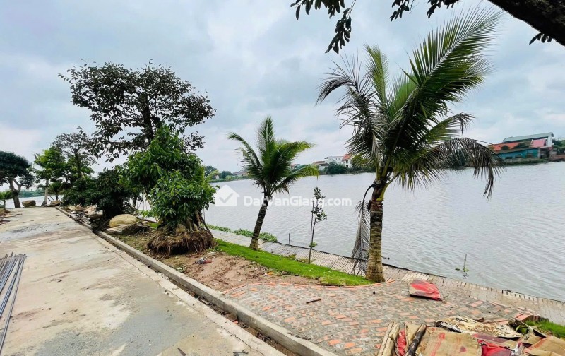 LÔ gần 90m² VIEW SÔNG Siêu hiếm tại Văn Giang, Đường 2 ô tô tránh, Giá nhỉnh 3 tỷ